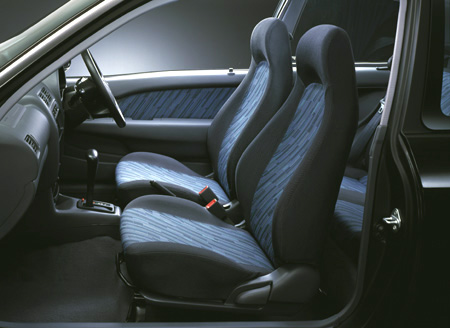 TOYOTA STARLET