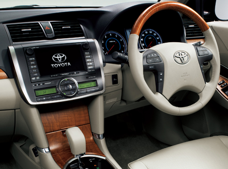 TOYOTA PREMIO