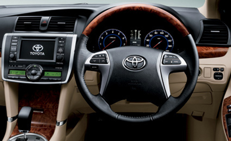 TOYOTA PREMIO