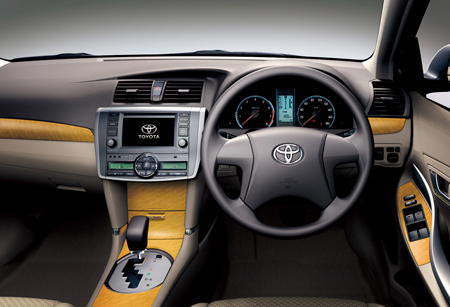 TOYOTA PREMIO