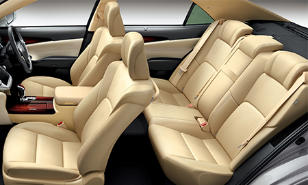 TOYOTA CROWN HYBRID
