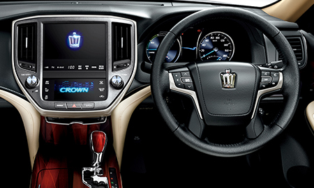 TOYOTA CROWN HYBRID