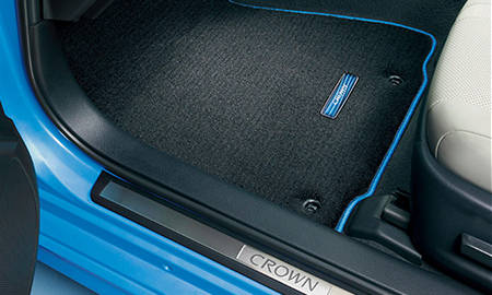 TOYOTA CROWN HYBRID