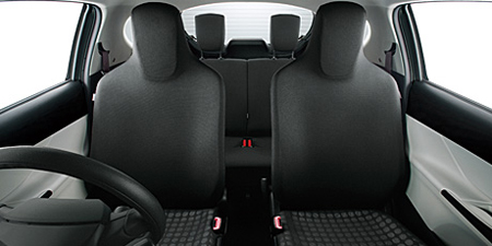 TOYOTA IQ 130G