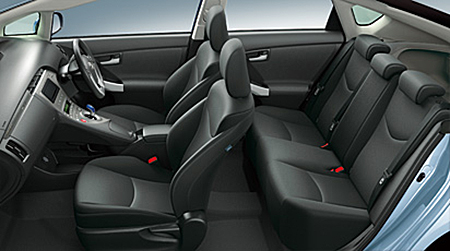 TOYOTA PRIUS PHV