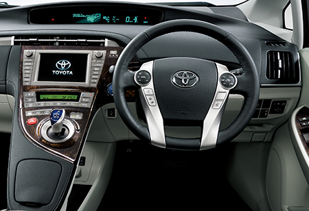 TOYOTA PRIUS PHV