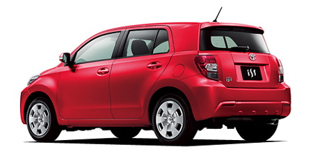 TOYOTA IST