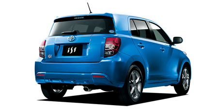 TOYOTA IST
