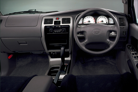 TOYOTA HILUX SURF
