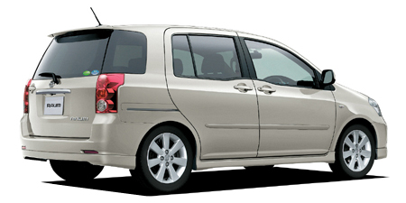 TOYOTA RAUM