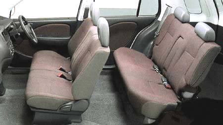 TOYOTA RAUM