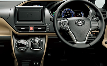 TOYOTA NOAH