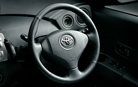 TOYOTA bB