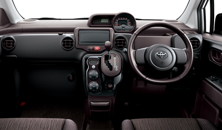 TOYOTA PORTE