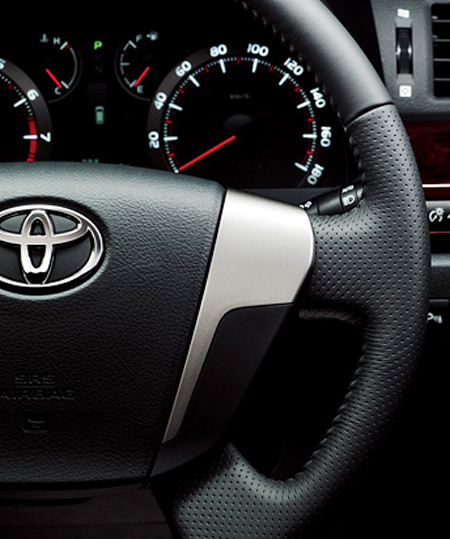 TOYOTA ALPHARD HYBRID