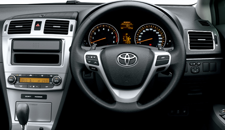 TOYOTA AVEVSIS WAGON