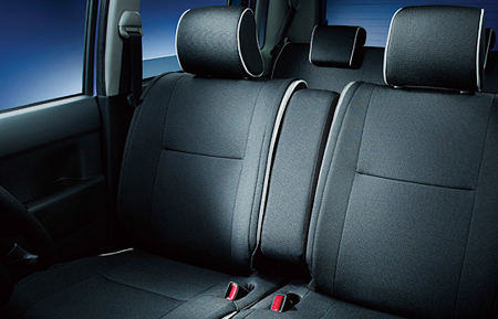 TOYOTA PIXIS SPACE