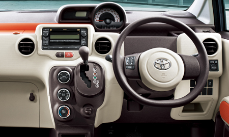 TOYOTA SPADE
