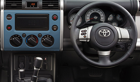 TOYOTA FJ CRUISER