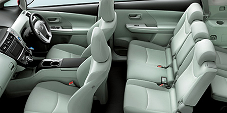 TOYOTA PRIUS ALPHA