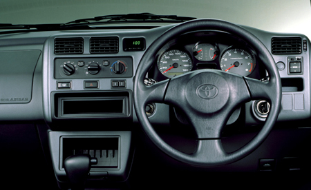 TOYOTA RAV4 J