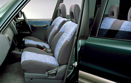 TOYOTA RAV4 J