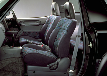 TOYOTA RAV4 L