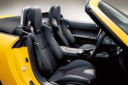 MAZDA ROADSTER
