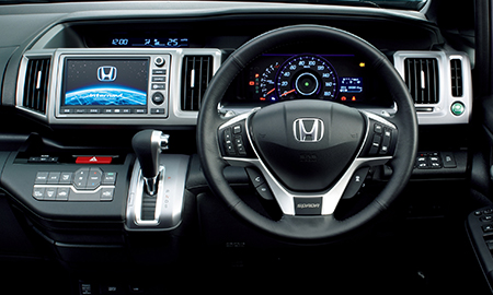 HONDA STEP WAGON SPADA
