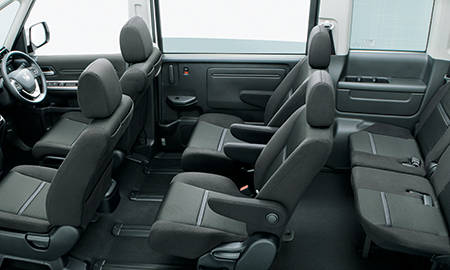 HONDA STEP WAGON SPADA