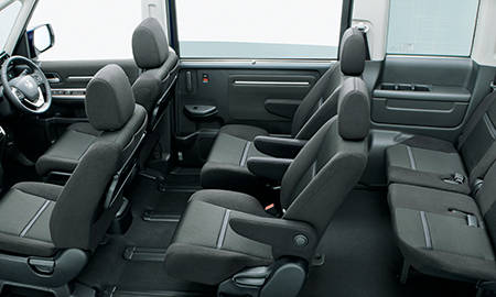 HONDA STEP WAGON SPADA