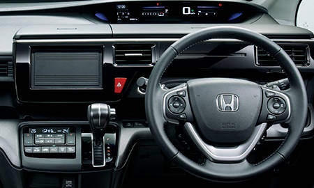 HONDA STEP WAGON SPADA