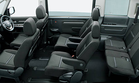 HONDA STEP WAGON SPADA