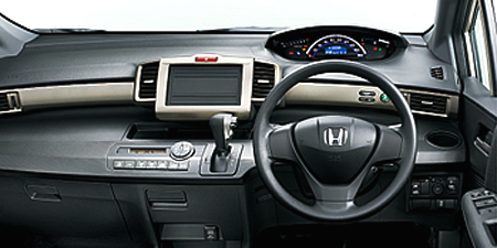 HONDA FREED SPIKE
