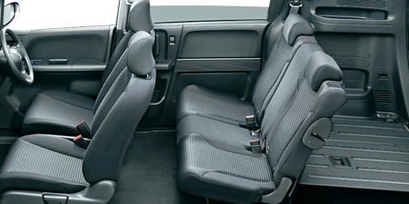 HONDA FREED SPIKE