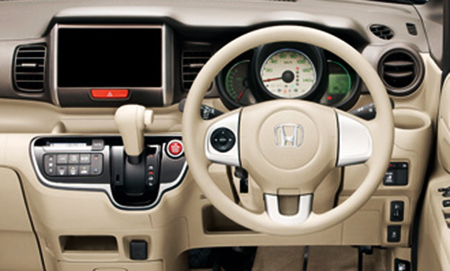 HONDA N BOX PLUS