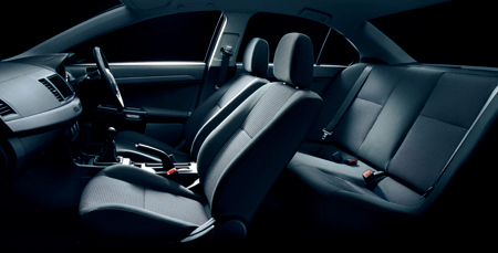 MITSUBISHI LANCER
