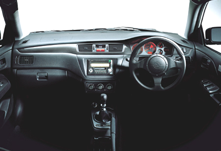 MITSUBISHI LANCER