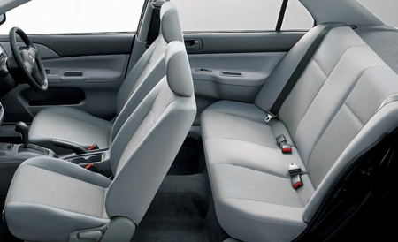 MITSUBISHI LANCER
