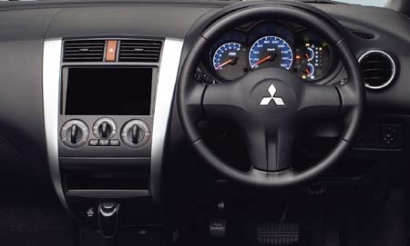 MITSUBISHI COLT PLUS