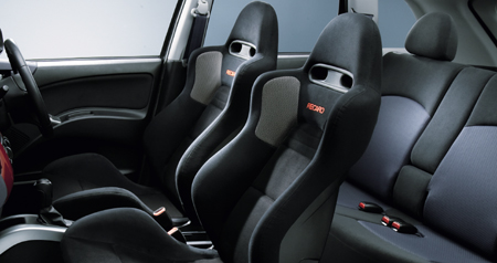 MITSUBISHI COLT PLUS