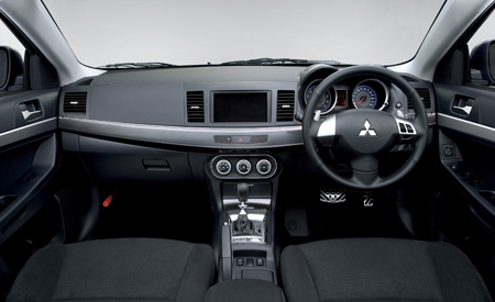 MITSUBISHI GALANT FORTIS SPORT BACK