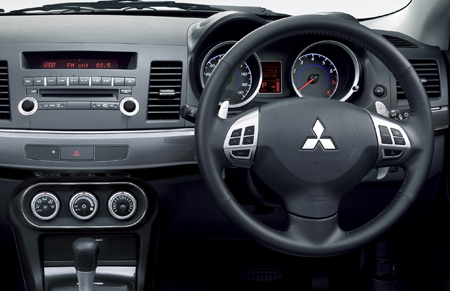 MITSUBISHI GALANT FORTIS SPORT BACK
