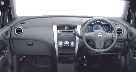 MITSUBISHI COLT