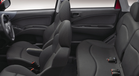 MITSUBISHI COLT