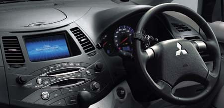 MITSUBISHI GRANDIS