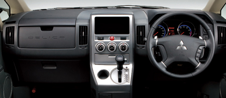 MITSUBISHI DELICA D5