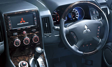MITSUBISHI DELICA D5