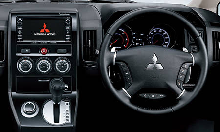 MITSUBISHI DELICA D5