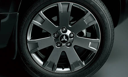 MITSUBISHI DELICA D5